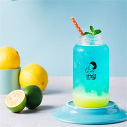 小氣茶 飲品與店面設(shè)計彰顯品牌魅力